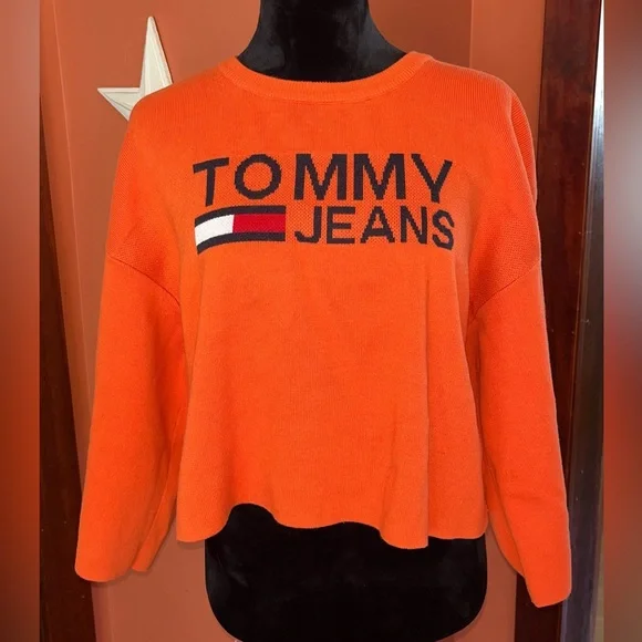Tommy Hilfiger Jeans Orange Cropped Logo Sweater - Picture 2 of 10